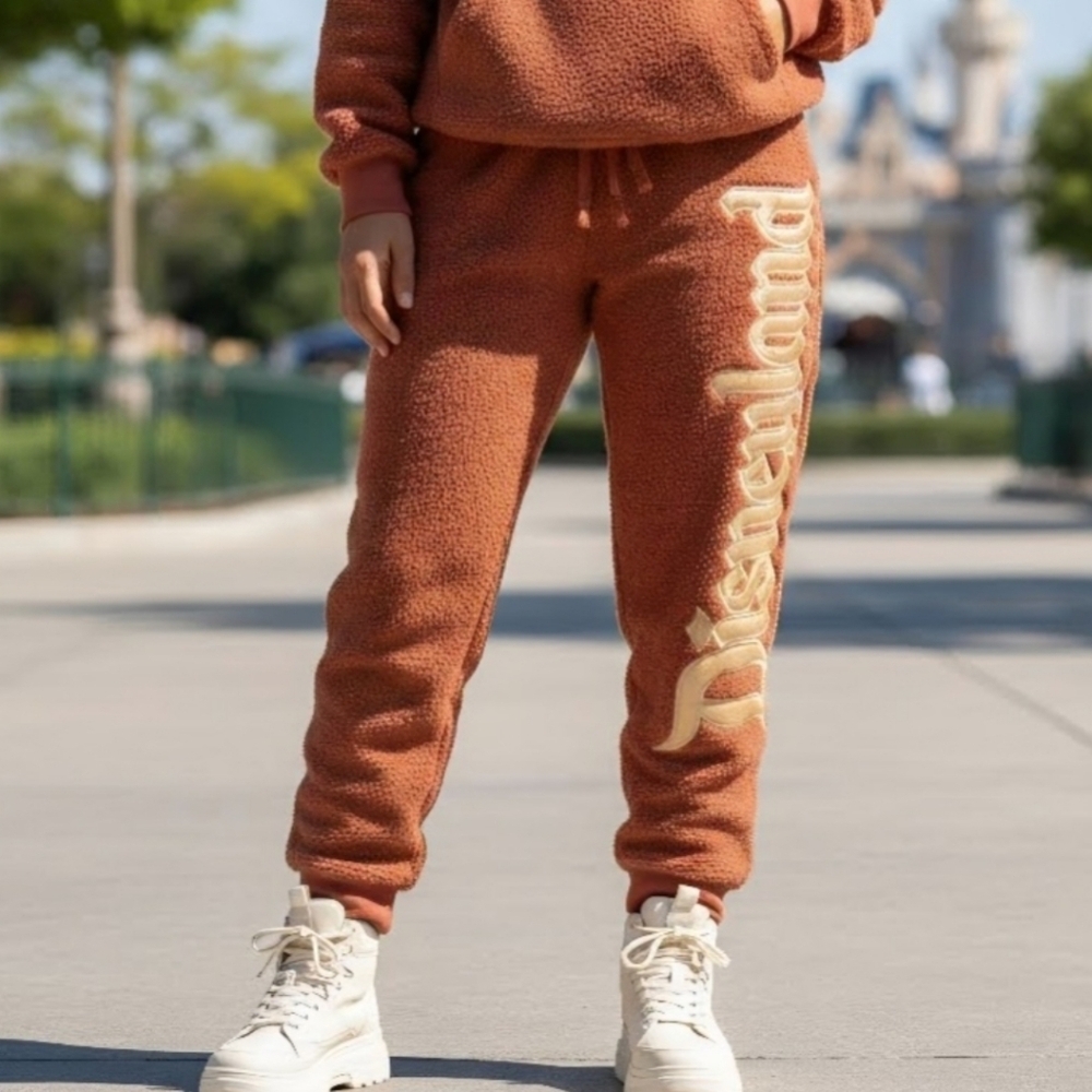 New! Disneyland Spirit Jersey Disney Parks Sherpa Fleece Sweatpants Joggers XXL